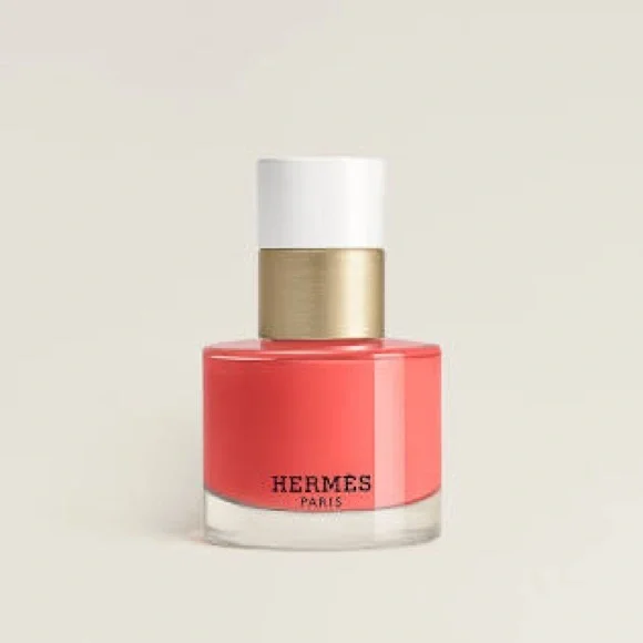 Hermès Coral Nail Polish - Picture 1 of 6